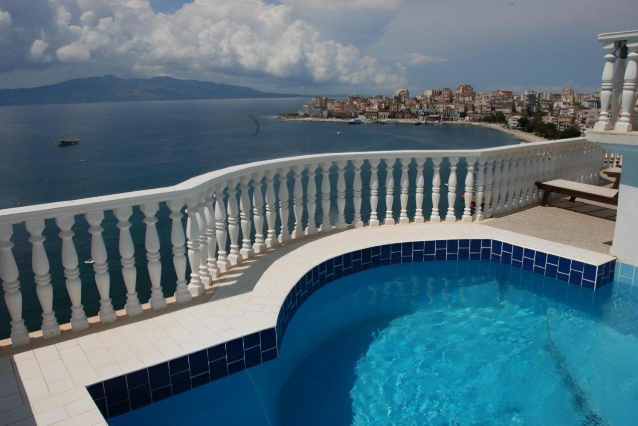 Monte Cristo Hotel With Rooftop Pool Sarandë Exterior foto